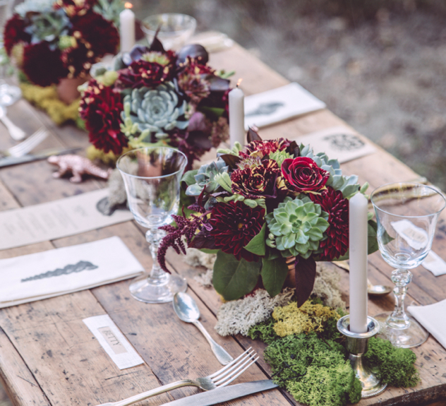 5 Tablescapes That Catch The Eye
